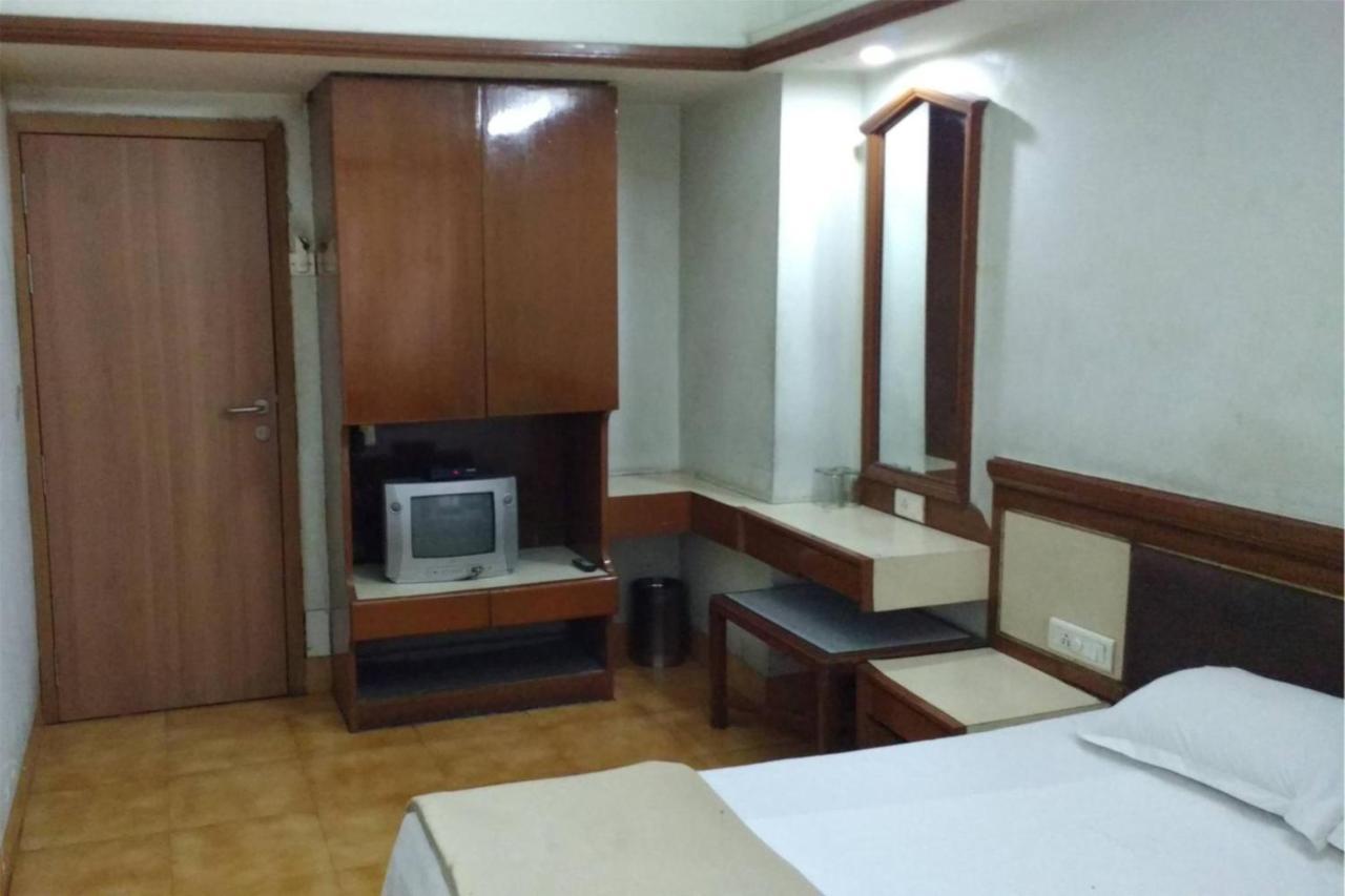 Hotel Rajmahal Pune