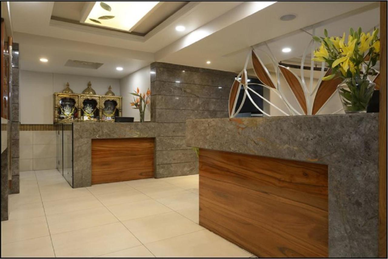 Rajmahal Hotel